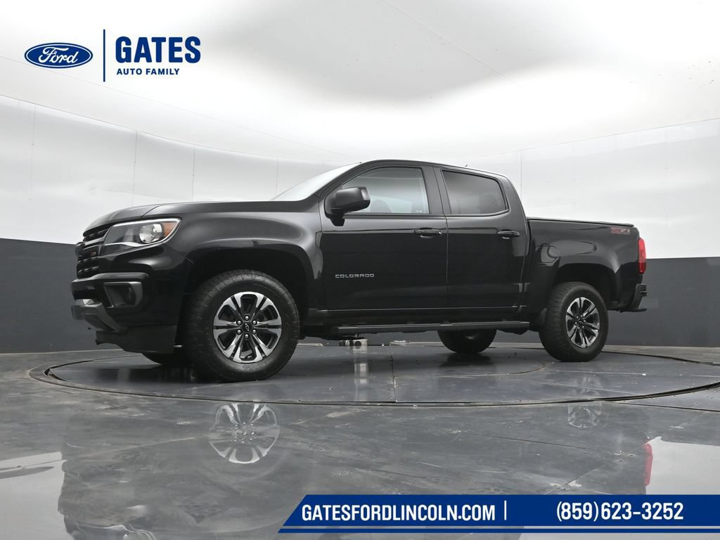 Used 2022 Chevrolet Colorado Z71 w/ Safety Package AWD/4WD image 40
