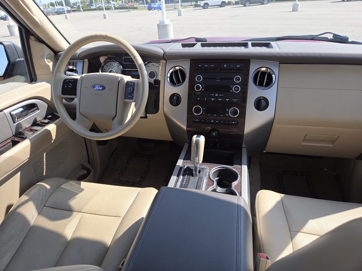 Used 2014 Ford Expedition EL XLT w/ Equipment Group 202A AWD/4WD image 21