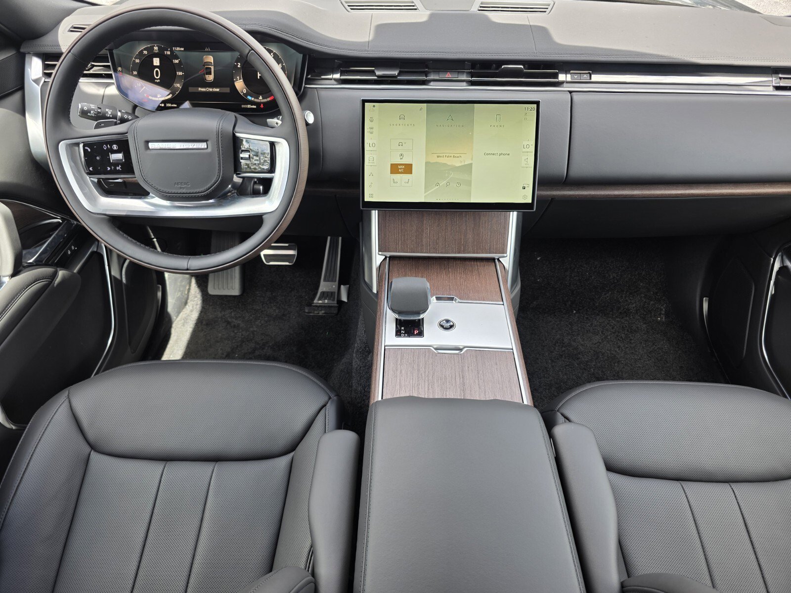 New 2026 Land Rover Range Rover Long Wheelbase SE AWD/4WD image 4