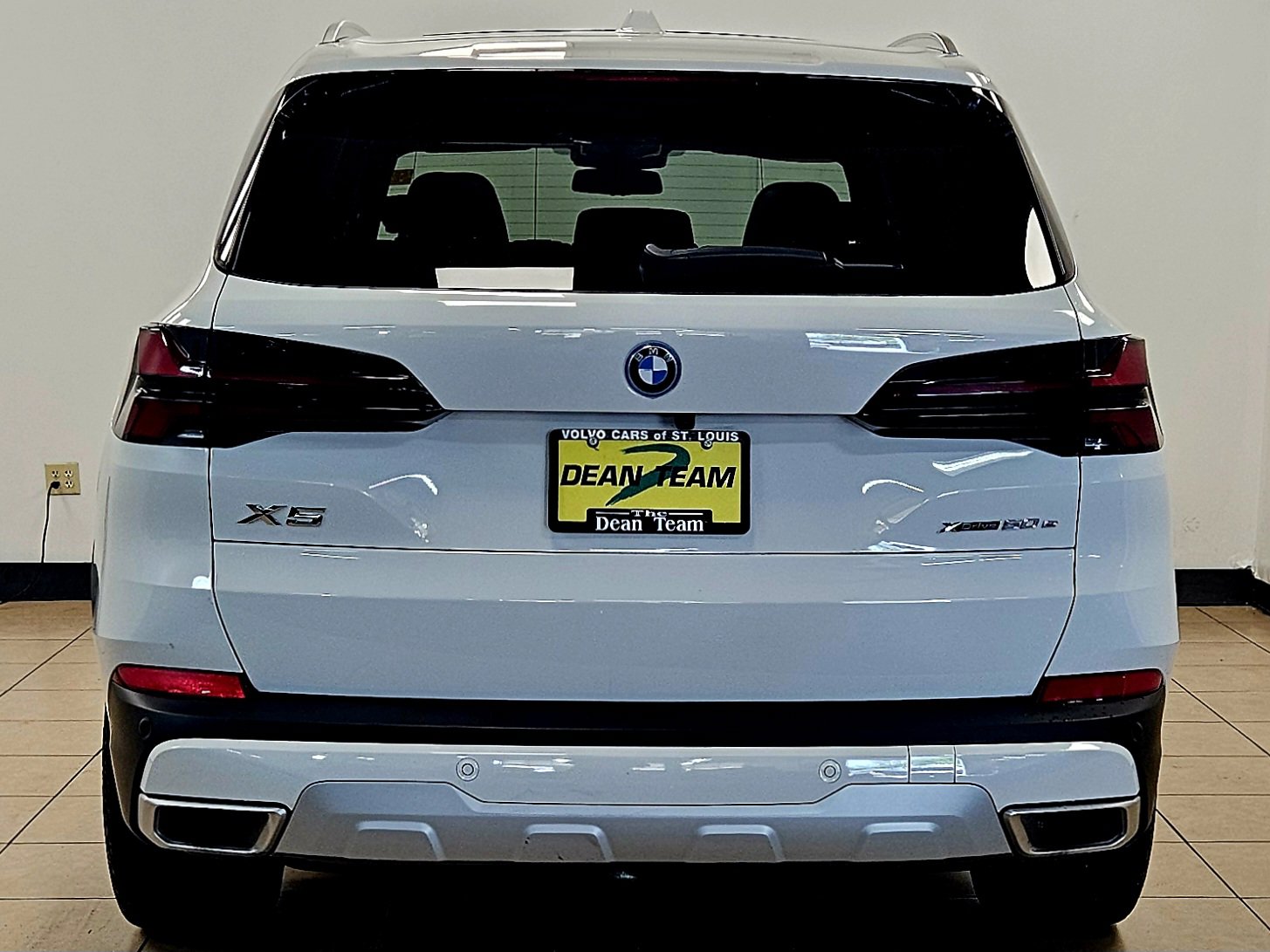 Used 2025 BMW X5 xDrive50e image 7