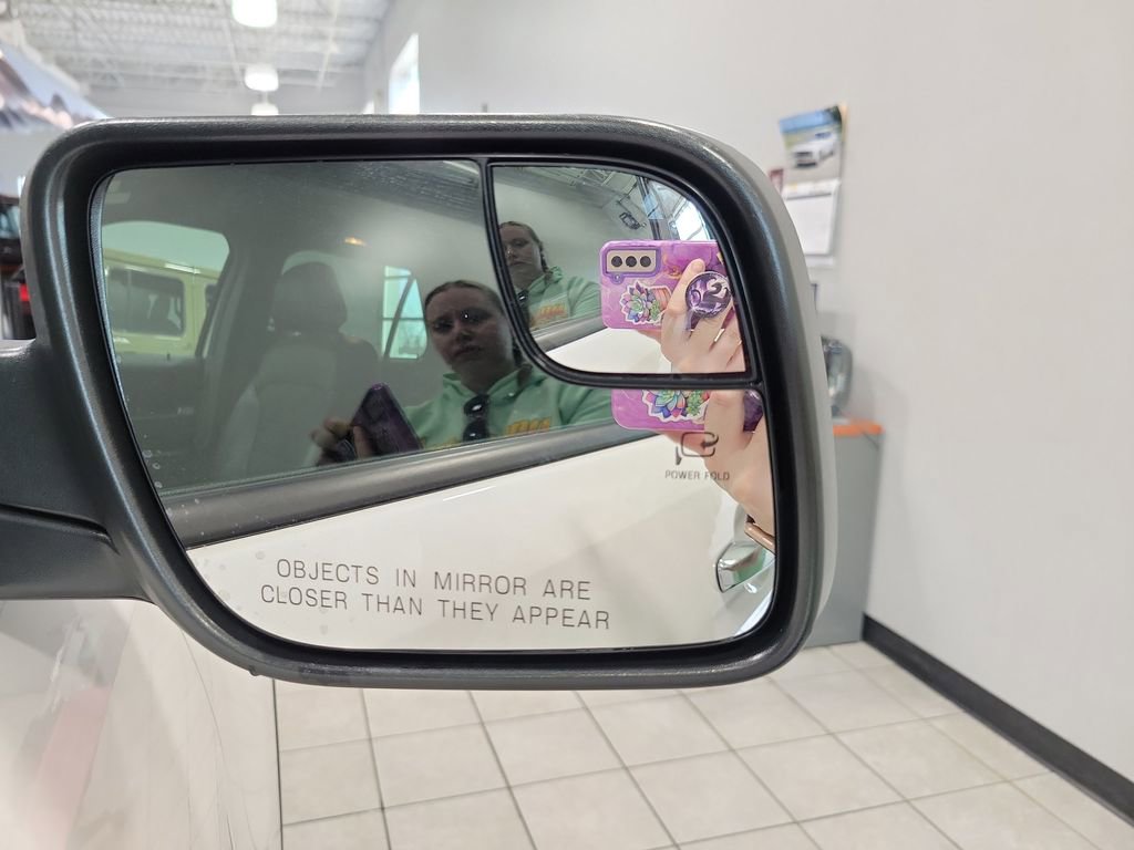 Used 2017 Ford Explorer Limited image 26