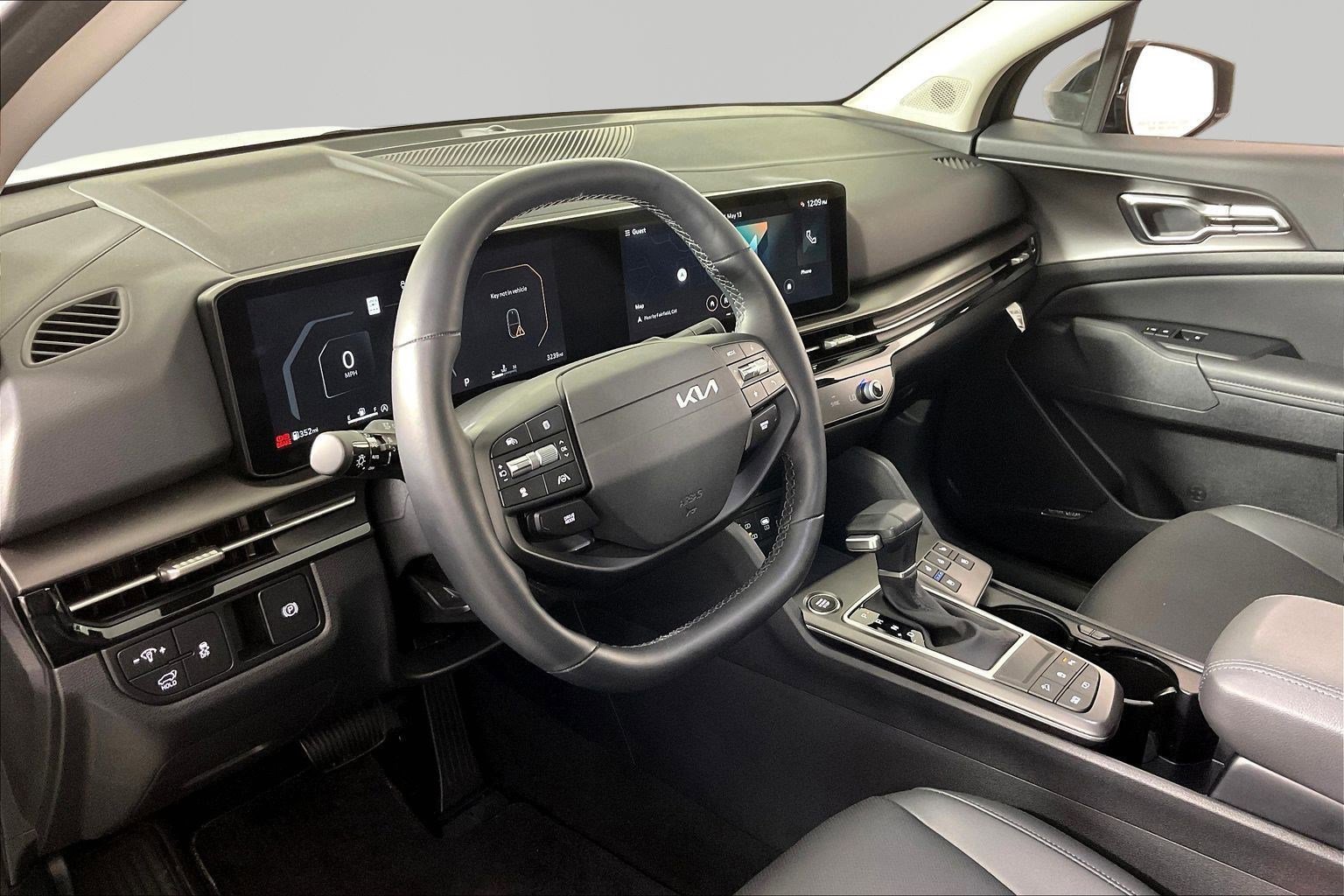 Certified 2026 Kia Sportage SX AWD/4WD image 17