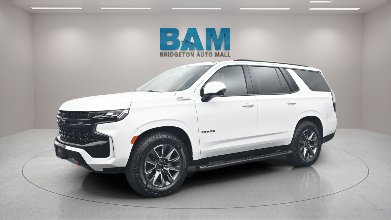 Used 2023 Chevrolet Tahoe Z71 w/ Z71 Off-Road Package AWD/4WD image 3