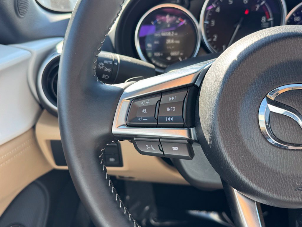 Used 2025 MAZDA MX-5 Miata Grand Touring RWD image 9