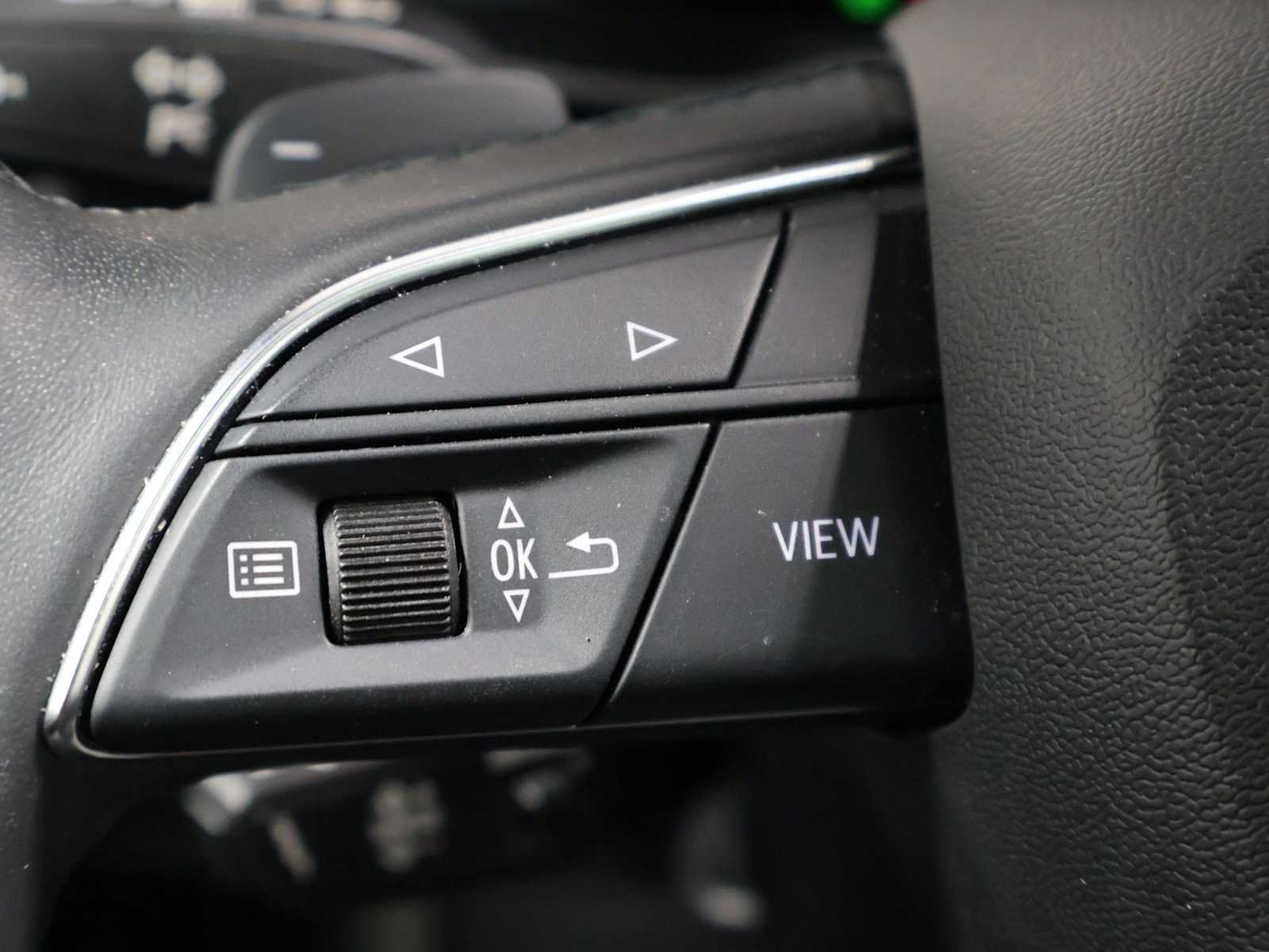 Used 2023 Audi Q3 2.0T Premium Plus w/ Premium Plus Package AWD/4WD image 24