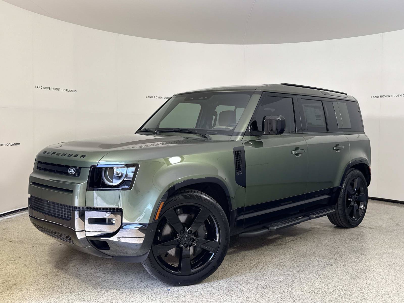New 2026 Land Rover Defender 110 X-Dynamic SE