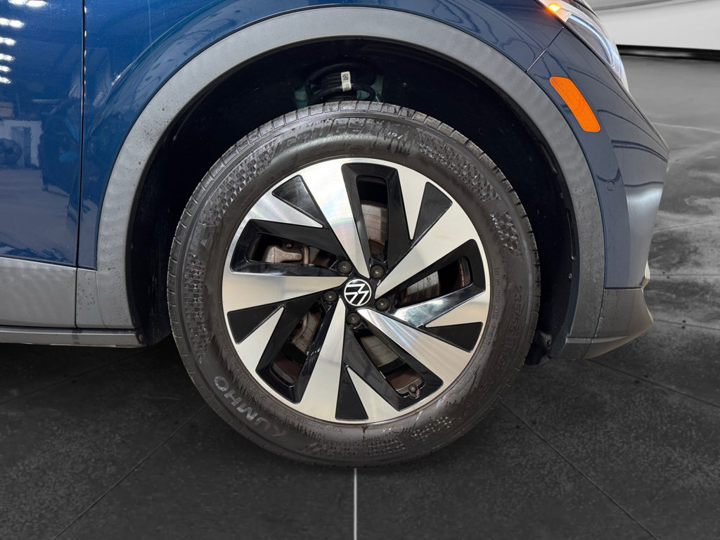 Used 2023 Volkswagen ID.4 Pro AWD/4WD image 39