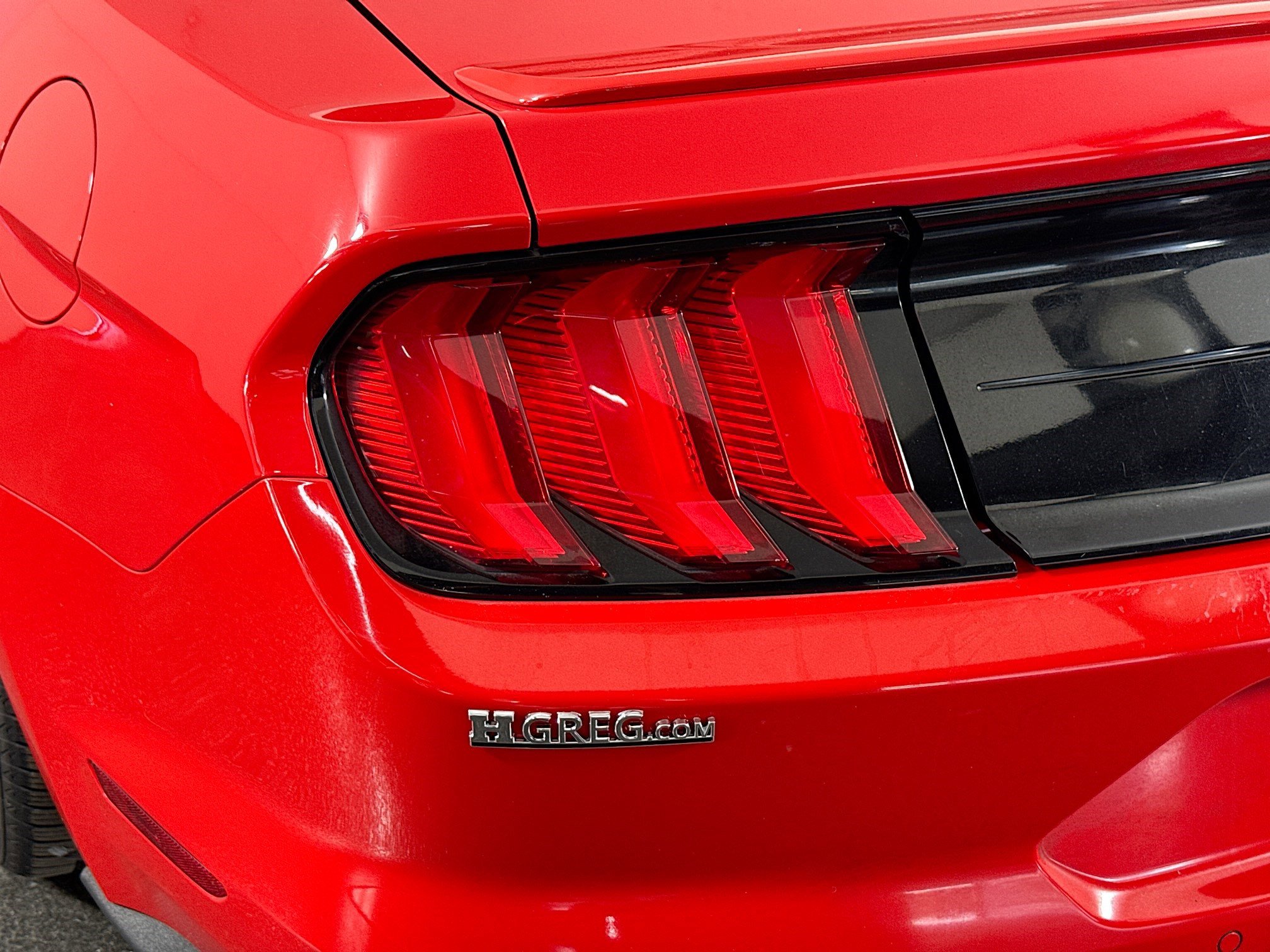 Used 2020 Ford Mustang Premium RWD image 34