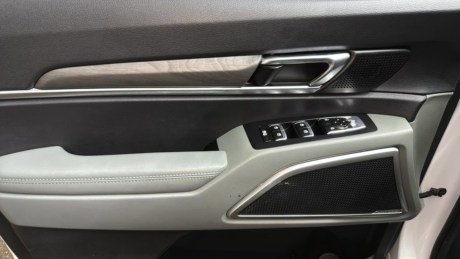 Used 2024 Kia Telluride EX X-Line image 12