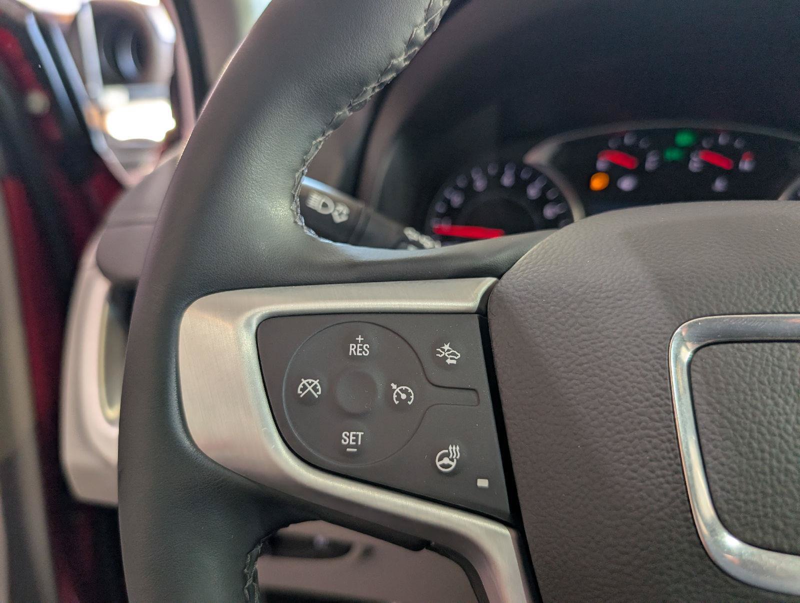 Used 2023 GMC Terrain SLT AWD/4WD image 16