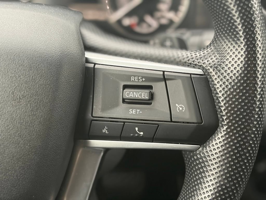 Used 2025 Mitsubishi Outlander ES AWD/4WD image 27