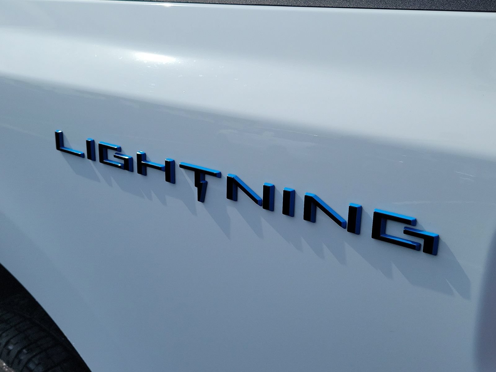 Certified 2025 Ford F150 Lightning XLT AWD/4WD image 7