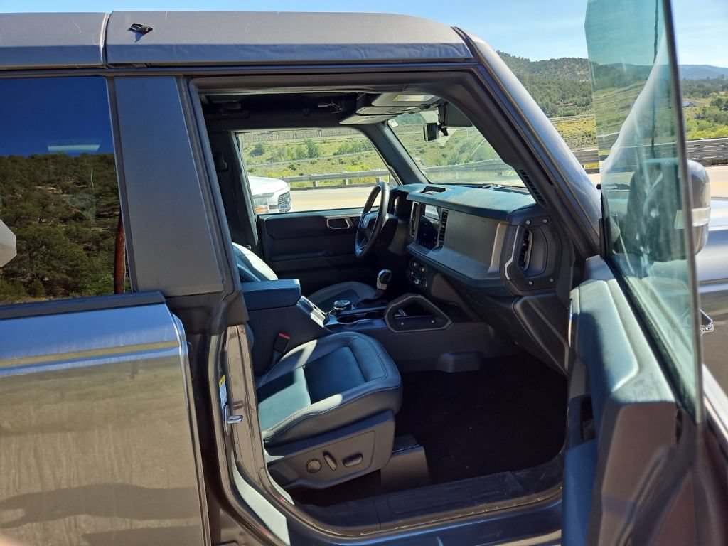 Used 2024 Ford Bronco Outer Banks AWD/4WD image 15