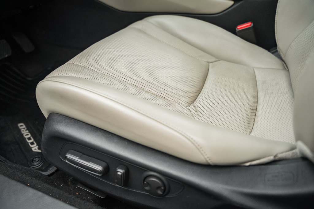 Used 2024 Honda Accord Touring image 34