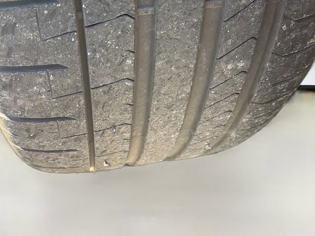 Used 2022 BMW M8 Competition w/ M Carbon Exterior Package image 42