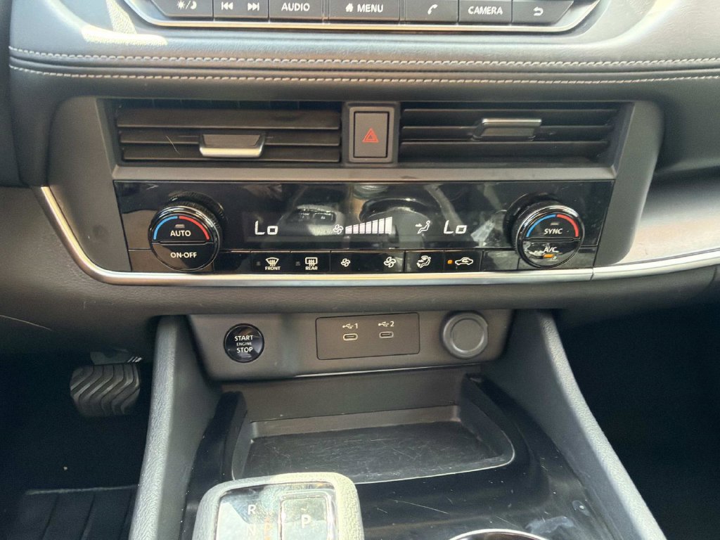 Used 2024 Nissan Rogue SV AWD/4WD image 28