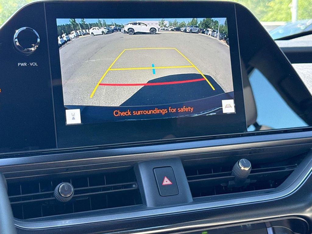 Used 2023 Lexus UX 250h AWD w/ Accessory Package (Z2) image 11