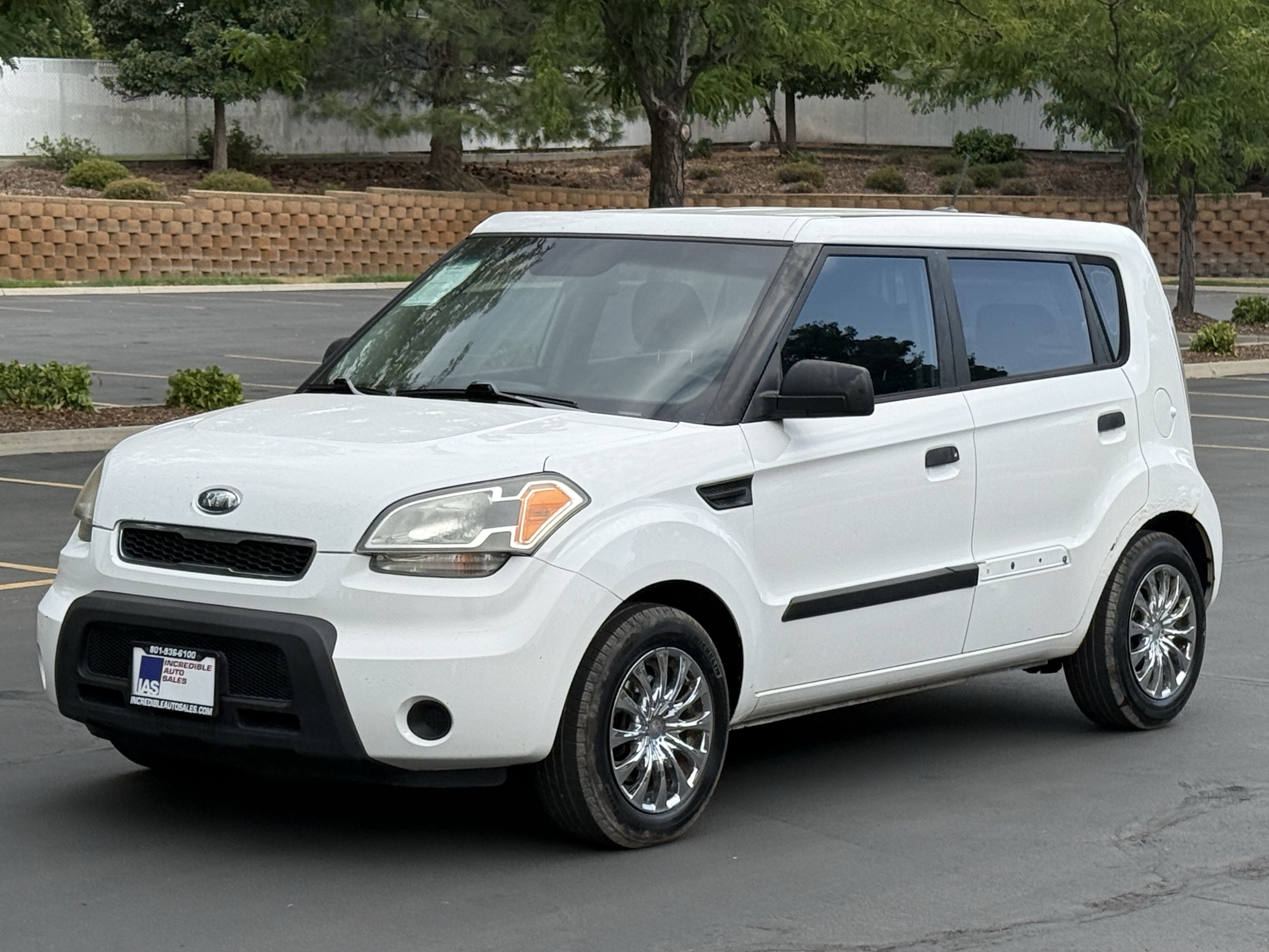 Used 2010 Kia Soul FWD image 8