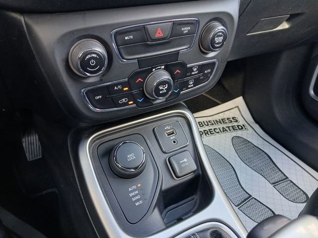 Used 2021 Jeep Compass Latitude AWD/4WD image 25
