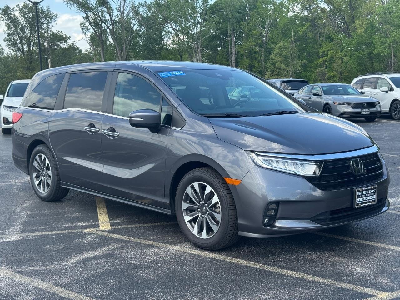 Certified 2024 Honda Odyssey EX-L image 2