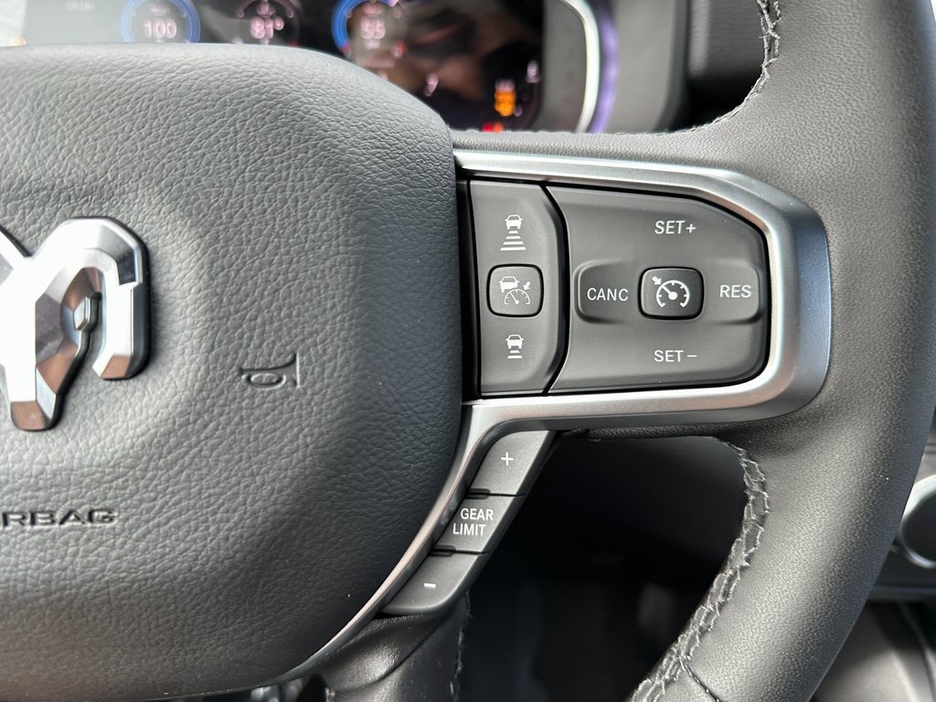 New 2026 RAM 1500 4x4 Crew Cab image 25