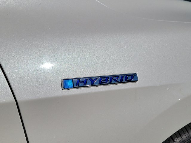 Used 2017 Honda Accord Hybrid Sedan image 7