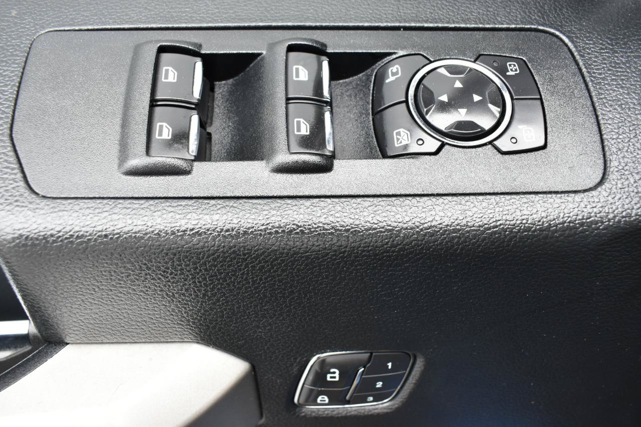 Used 2019 Ford F150 Lariat w/ Equipment Group 502A Luxury AWD/4WD image 41