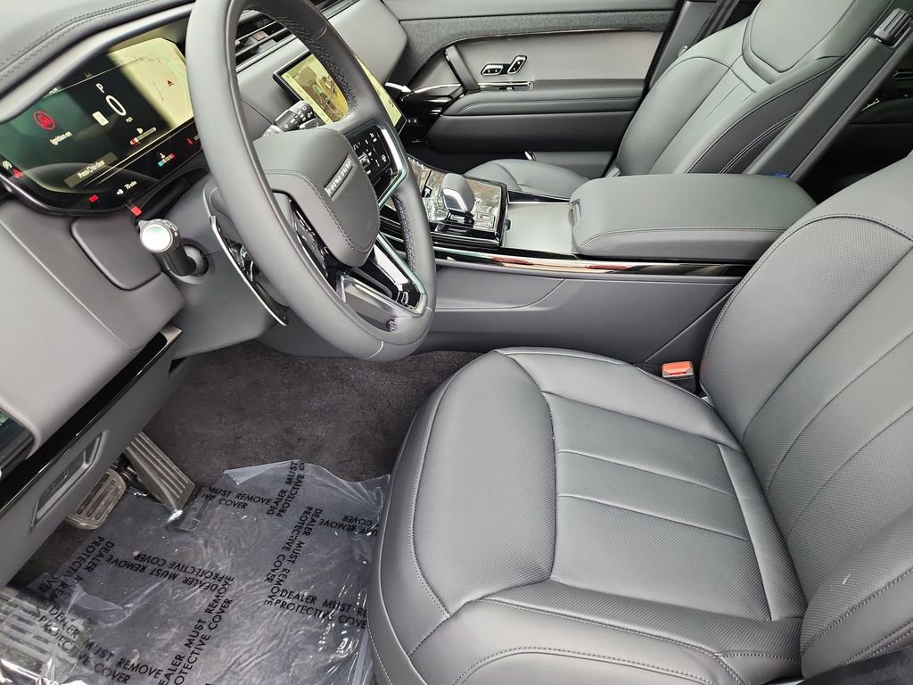Used 2025 Land Rover Range Rover Sport SE AWD/4WD image 23