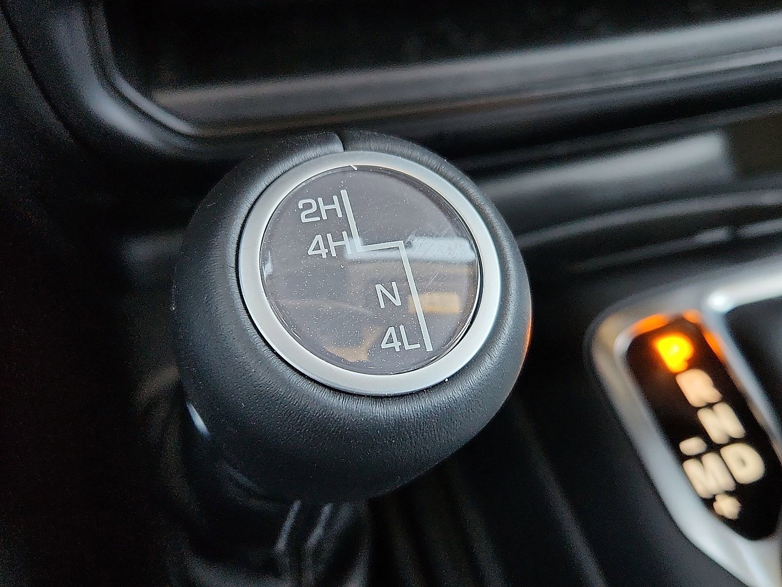Used 2024 Jeep Wrangler Sahara image 19