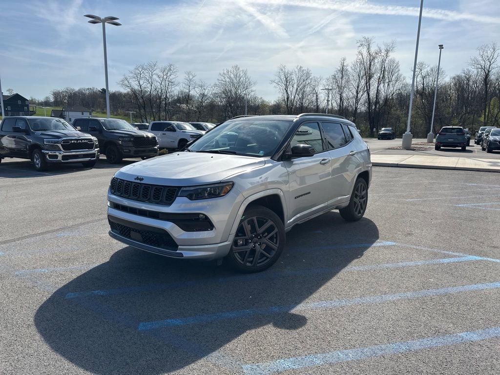 Certified 2025 Jeep Compass Limited w/ High Altitude Package image 5