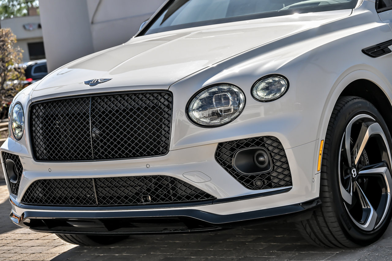 Certified 2022 Bentley Bentayga AWD/4WD image 5