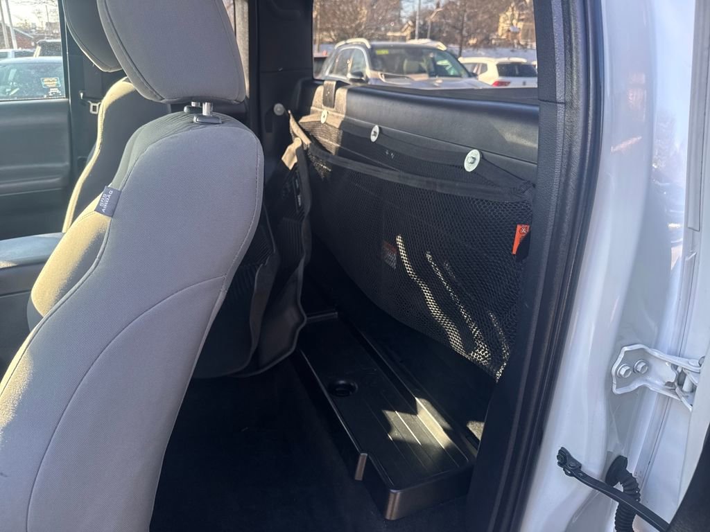 Used 2020 Toyota Tacoma SR image 31