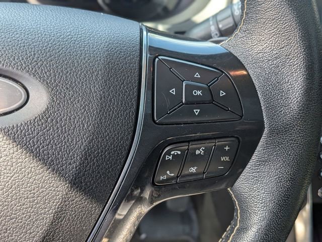 Used 2018 Ford Explorer Platinum AWD/4WD image 16