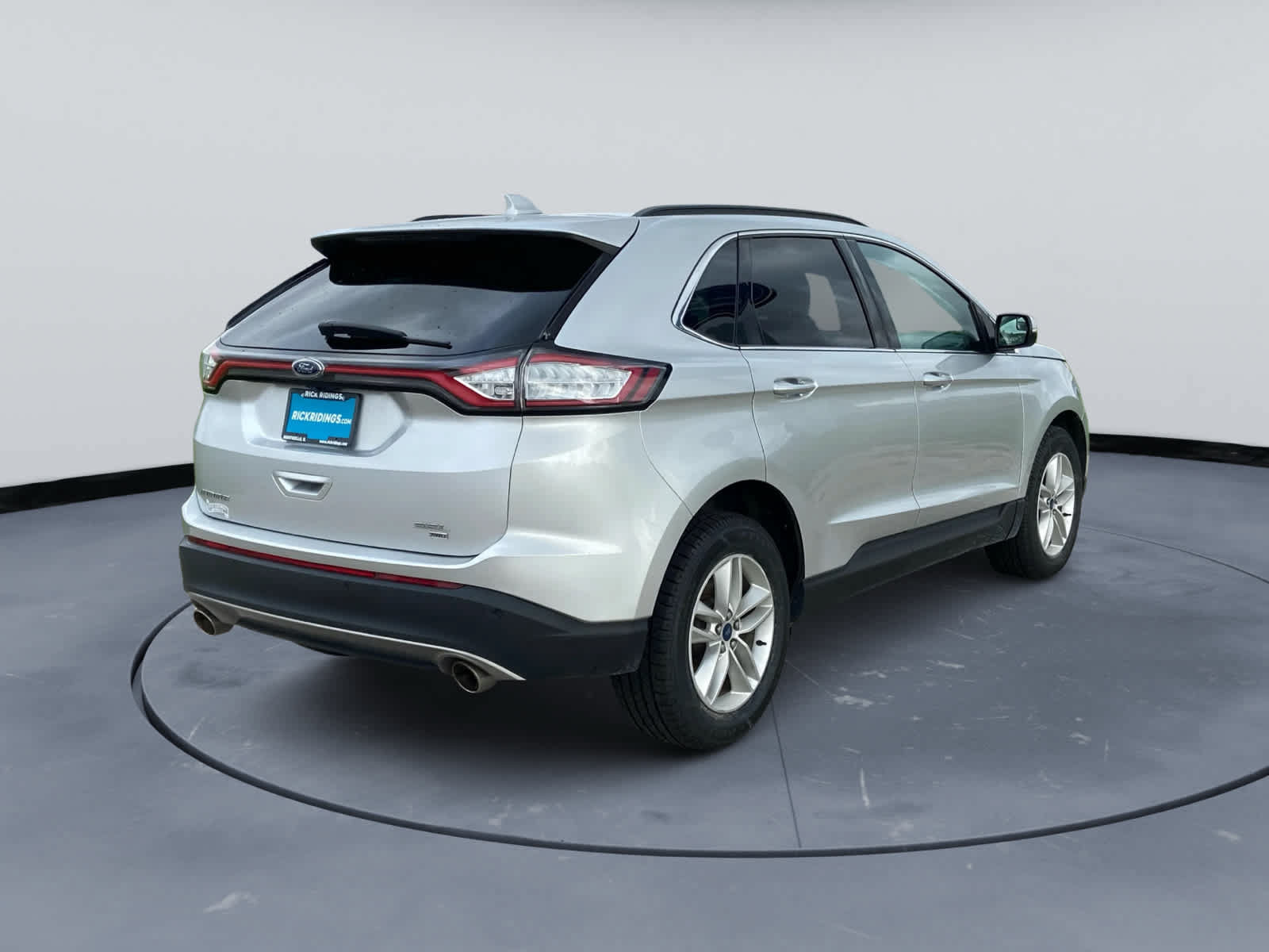 Used 2018 Ford Edge SEL w/ Equipment Group 201A AWD/4WD image 5