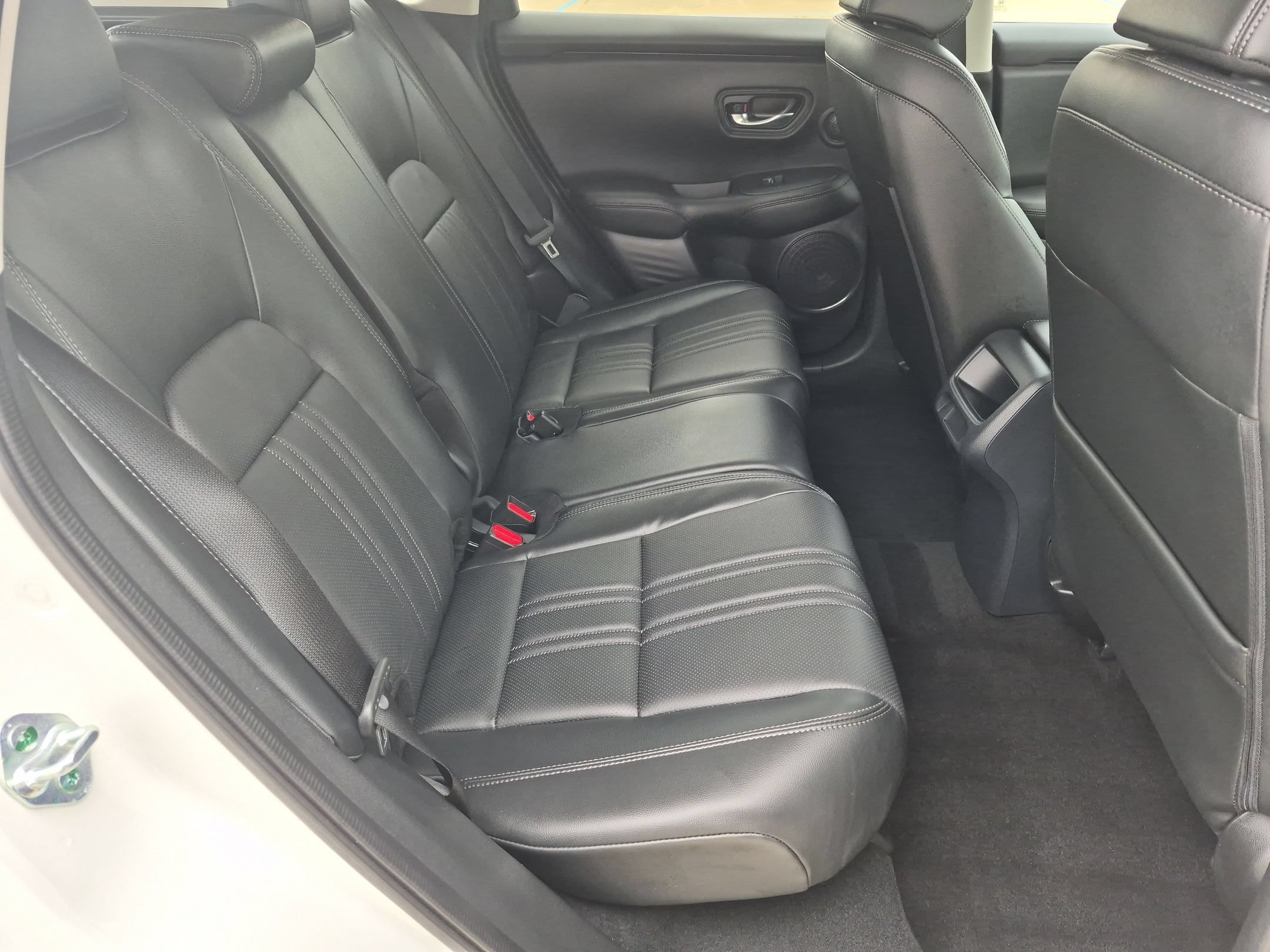 Certified 2024 Honda HR-V EX-L image 30