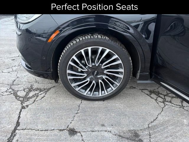 Used 2022 Lincoln Corsair Reserve w/ Equipment Group 201A image 32