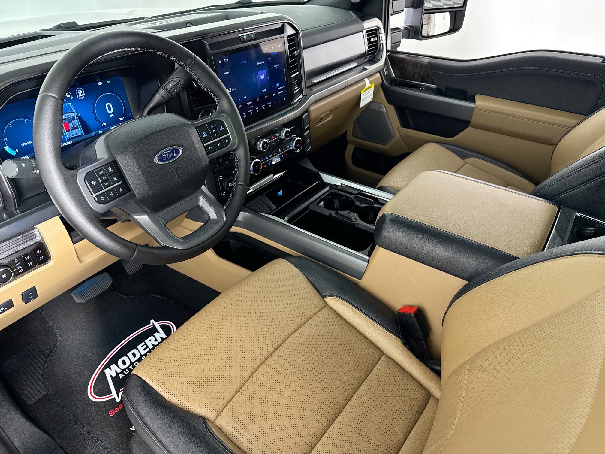 Used 2025 Ford F250 Lariat w/ Lariat Ultimate Package AWD/4WD image 19