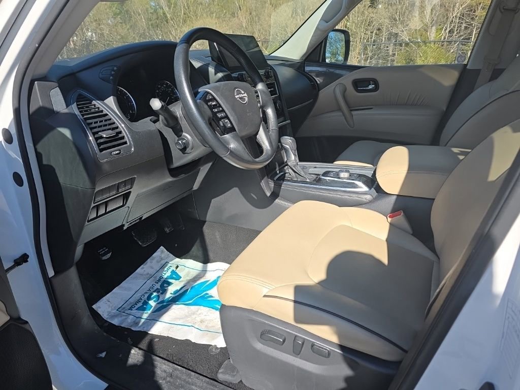 Used 2023 Nissan Armada SV image 18