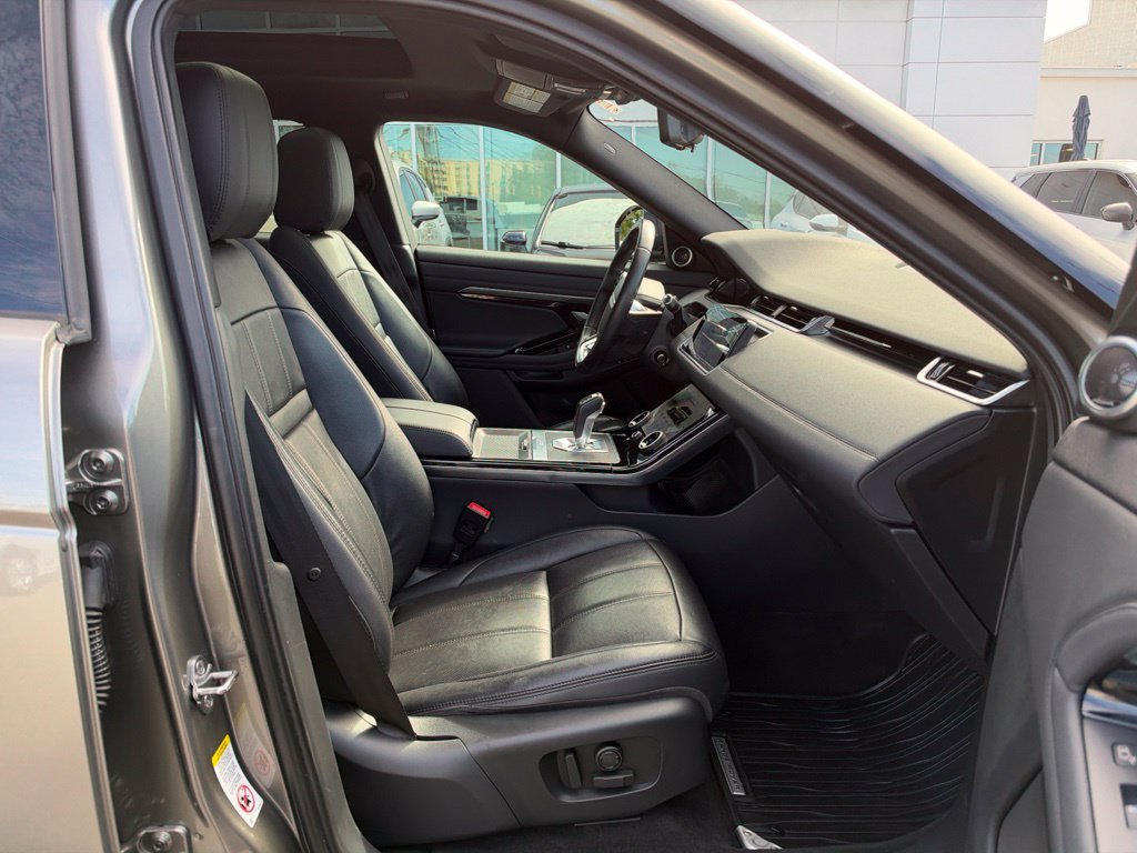 Used 2020 Land Rover Range Rover Evoque SE AWD/4WD image 19