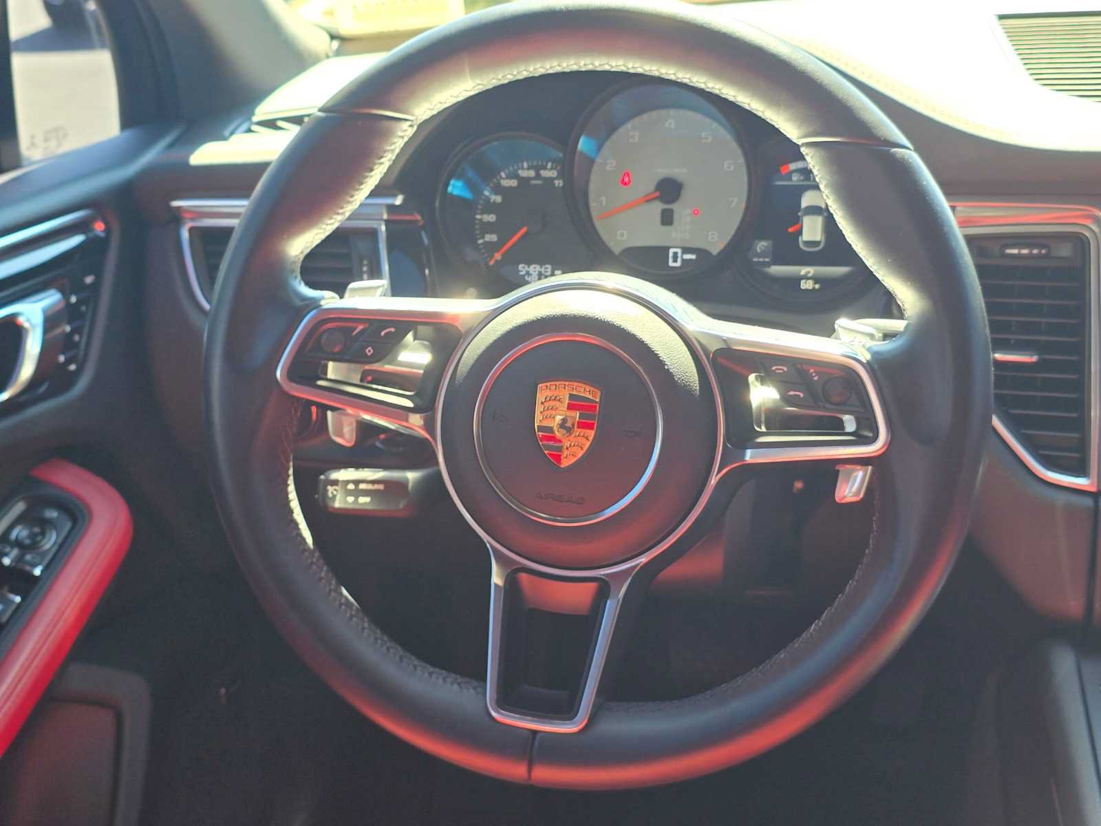 Used 2016 Porsche Macan S AWD/4WD image 19