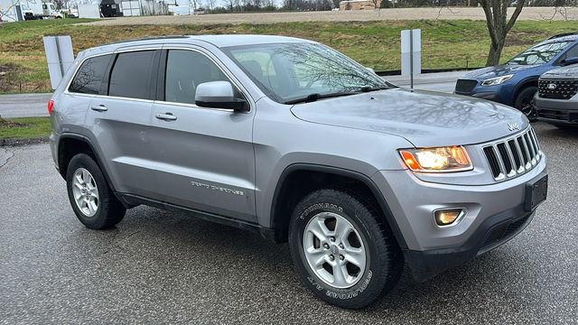 Used 2015 Jeep Grand Cherokee Laredo image 25