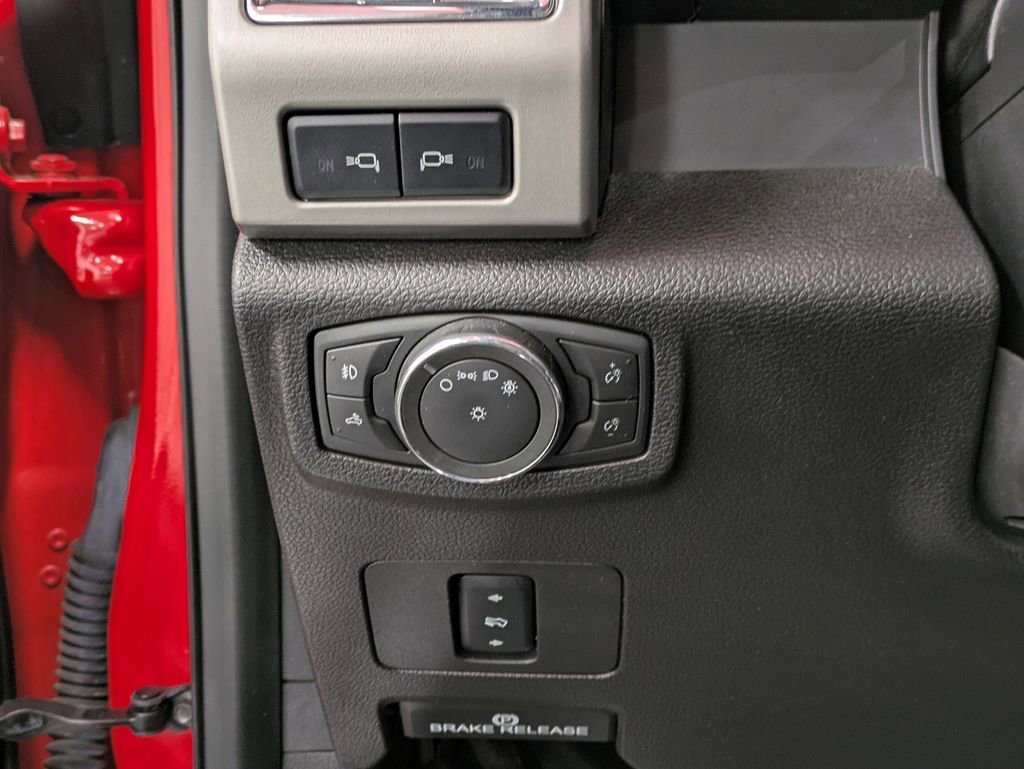 Used 2017 Ford F250 Lariat w/ Chrome Package AWD/4WD image 24