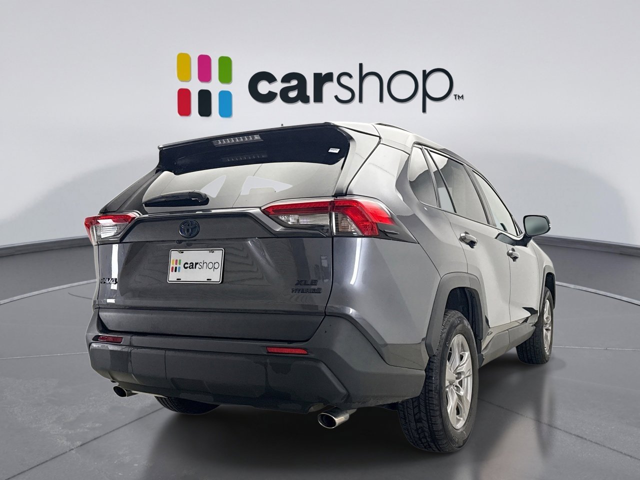 Used 2024 Toyota RAV4 XLE AWD/4WD image 5