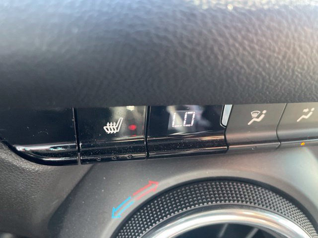 Used 2019 Chevrolet Blazer LT FWD image 14