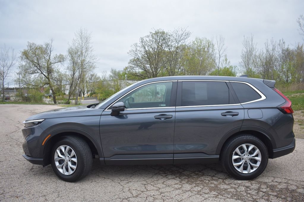 Used 2025 Honda CR-V LX image 3