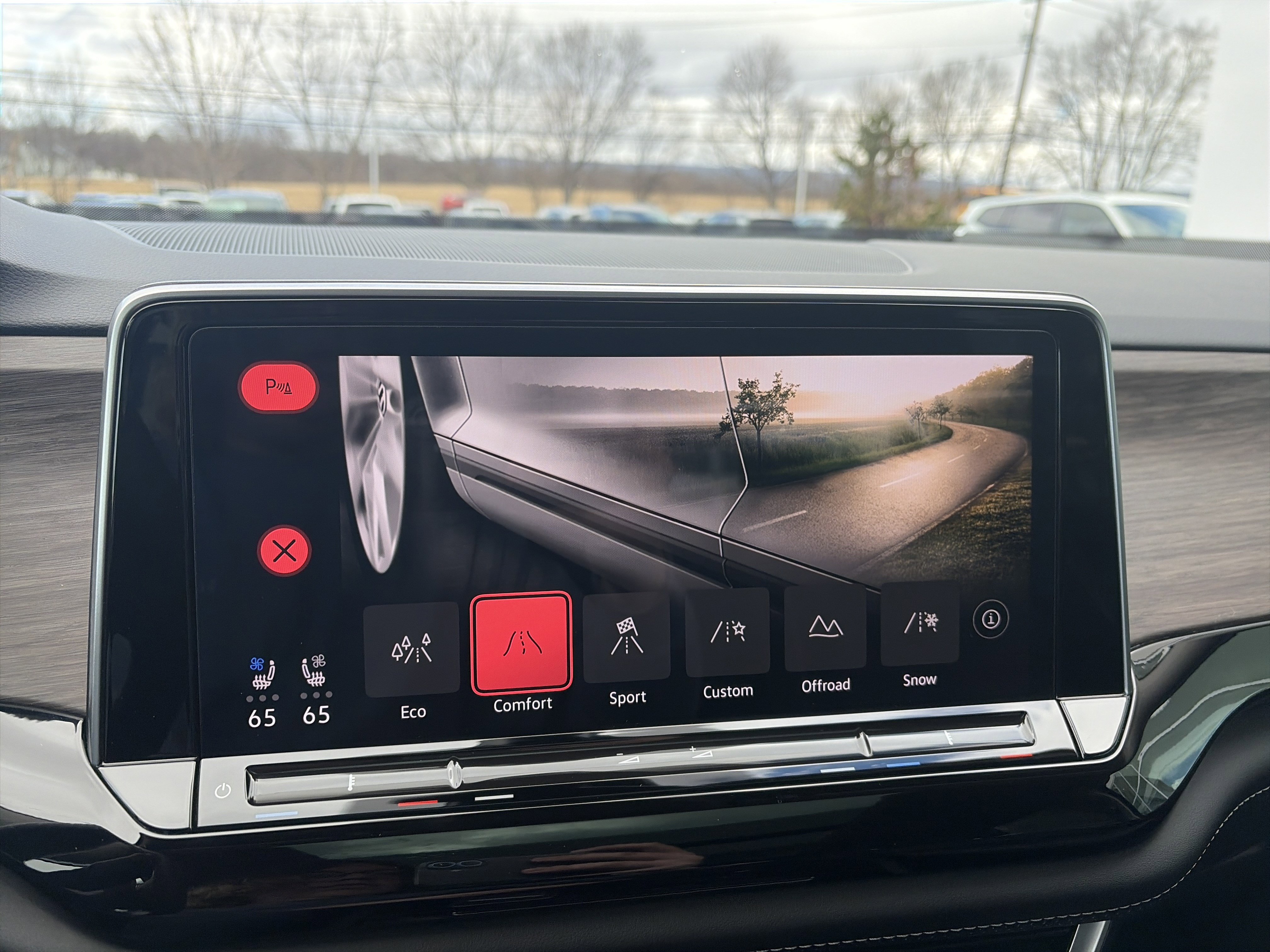 Used 2024 Volkswagen Atlas SEL image 52