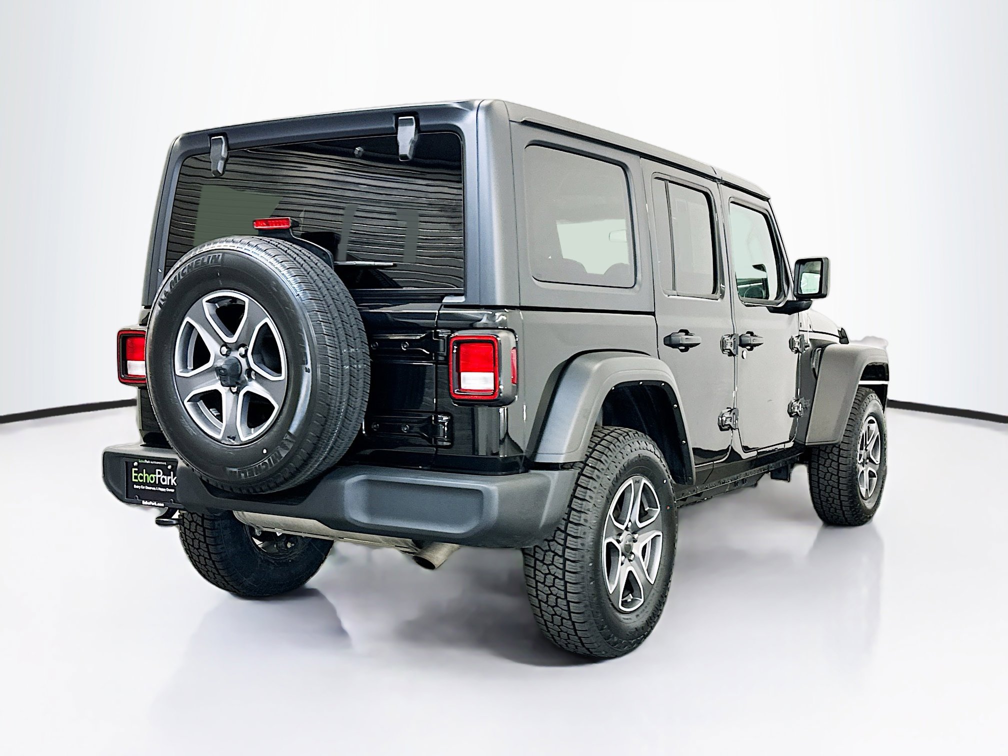 Used 2022 Jeep Wrangler Sport S image 9