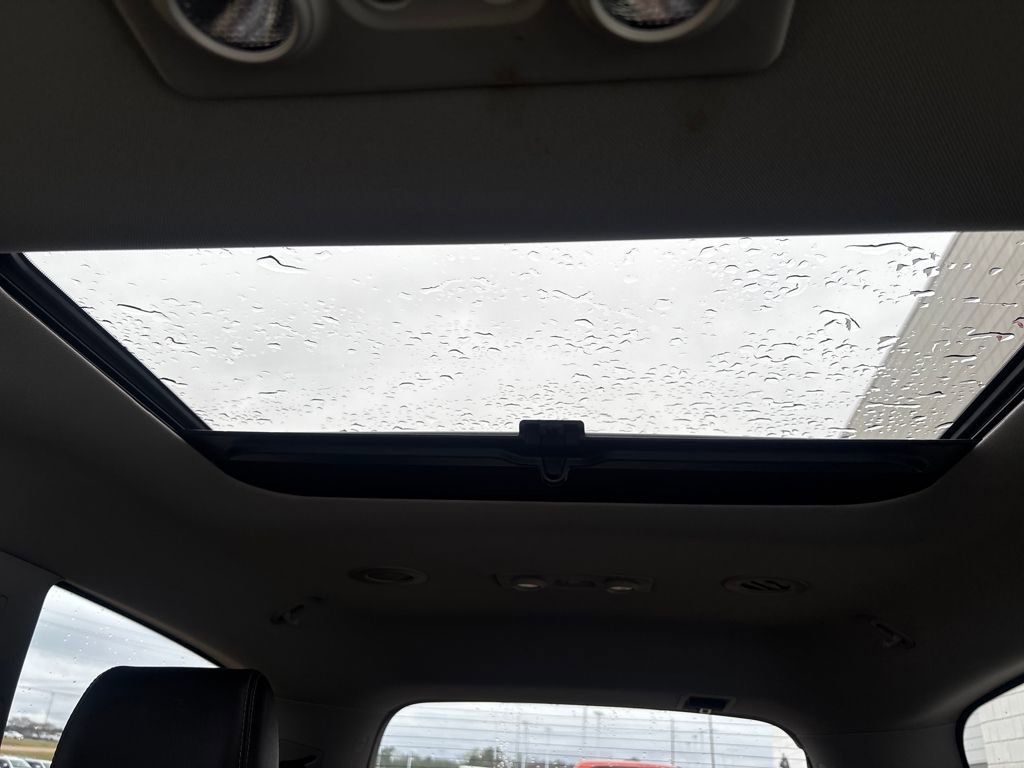 Used 2017 Buick Enclave Leather image 18