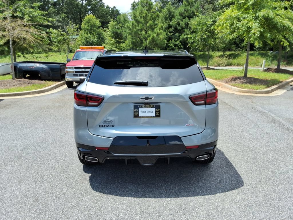 New 2026 Chevrolet Blazer RS w/ Driver Confidence II Package FWD image 6