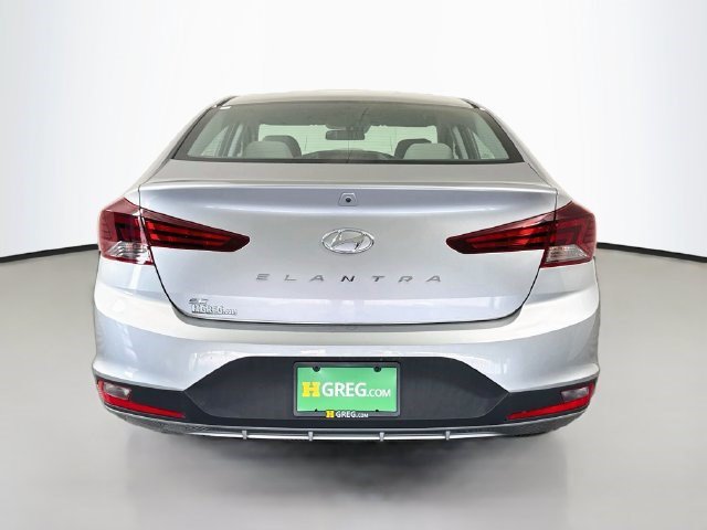 Used 2020 Hyundai Elantra SE FWD image 8